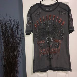 Men’s affliction shirt